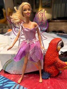 Mattel Barbie doll from the 2004 Fairytopia series, specifically the Elina
